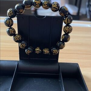 CC Boutique Black and Gold Beaded Bracelet